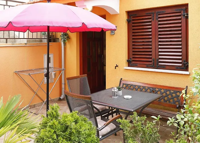 Apartman Strpic Biograd Na Moru