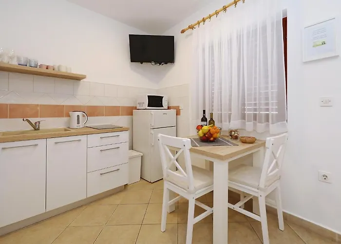Apartman Strpic Biograd Na Moru