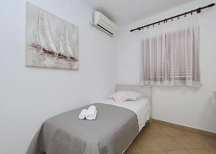 Strpic Biograd Na Moru